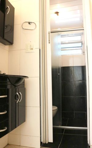 Apartamento para alugar com 44m², 2 quartos e sem vagaBanheiro.