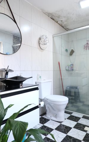 Casa à venda com 108m², 2 quartos e 1 vagaBanheiro da Suíte