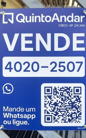 Casa à venda com 175m², 4 quartos e 2 vagas Casa à venda com 175m², 4 quartos e 2 vagasPlaca