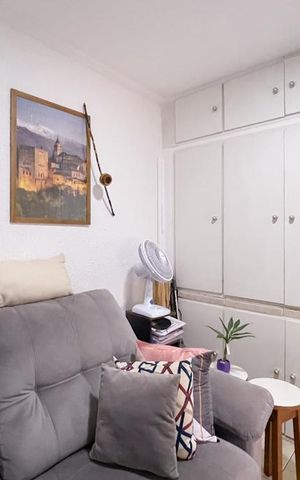 Casa à venda com 175m², 4 quartos e 2 vagas Casa à venda com 175m², 4 quartos e 2 vagasQuarto de Serviço