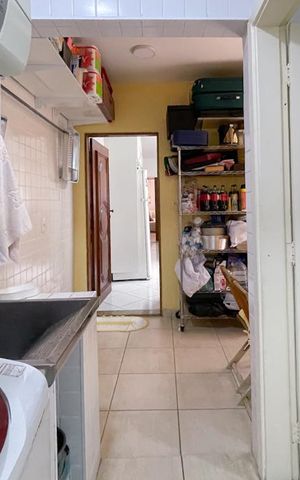 Casa à venda com 175m², 4 quartos e 2 vagas Casa à venda com 175m², 4 quartos e 2 vagasÁrea de Serviço