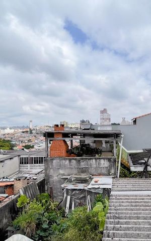 Casa à venda com 175m², 4 quartos e 2 vagas Casa à venda com 175m², 4 quartos e 2 vagasVista da Sacada - Quarto 1
