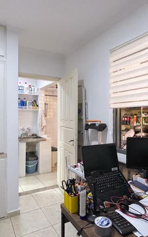 Casa à venda com 175m², 4 quartos e 2 vagas Casa à venda com 175m², 4 quartos e 2 vagasQuarto de Serviço
