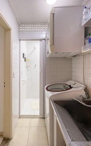 Casa à venda com 175m², 4 quartos e 2 vagas Casa à venda com 175m², 4 quartos e 2 vagasÁrea de Serviço