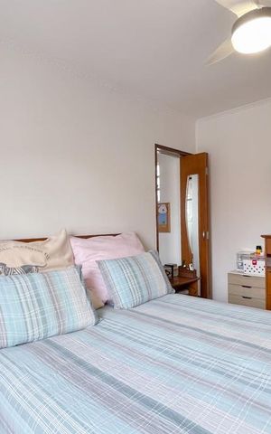 Casa à venda com 175m², 4 quartos e 2 vagas Casa à venda com 175m², 4 quartos e 2 vagasSuíte