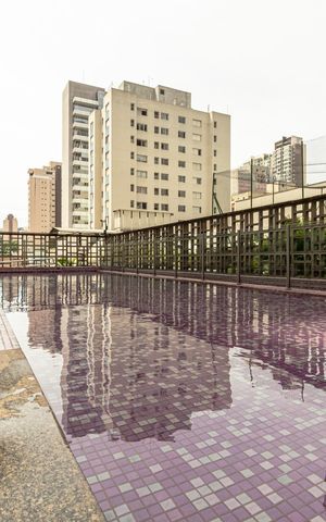 Apartamento à venda com 46m², 1 quarto e 1 vaga Apartamento à venda com 46m², 1 quarto e 1 vagaÁrea comum - Piscina