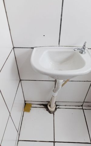 Casa para alugar com 44m², 2 quartos e sem vagaBanheiro