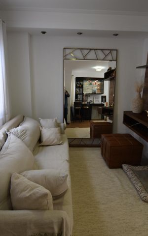 Casa de condomínio para alugar com 100m², 2 quartos e 2 vagasSala