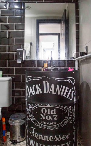 Apartamento à venda com 67m², 2 quartos e 2 vagasBanheiro Social