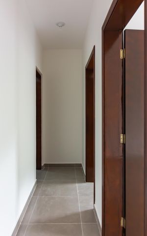 Casa para alugar com 56m², 2 quartos e 1 vaga Casa para alugar com 56m², 2 quartos e 1 vagaCorredor