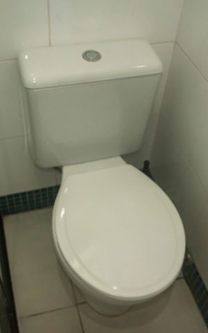 Casa à venda com 220m², 7 quartos e sem vagaBanheiro 2
