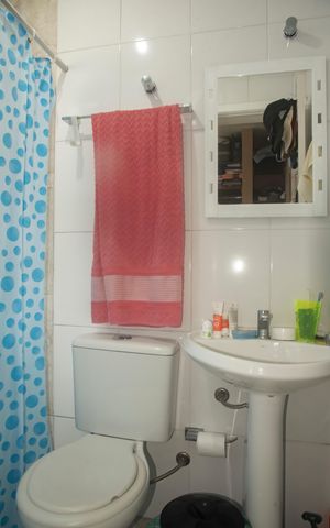 Casa à venda com 220m², 7 quartos e sem vagaBanheiro da Suíte