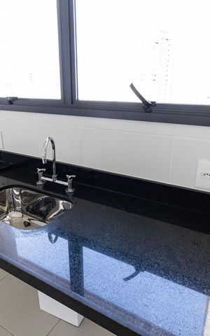 Apartamento à venda com 127m², 4 quartos e 2 vagas Apartamento à venda com 127m², 4 quartos e 2 vagasCozinha
