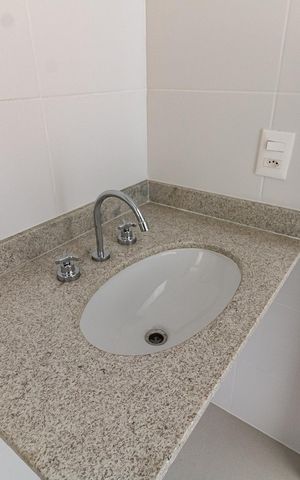 Apartamento à venda com 127m², 4 quartos e 2 vagas Apartamento à venda com 127m², 4 quartos e 2 vagasBanheiro da Suíte 2