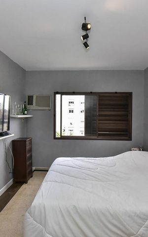 Apartamento à venda com 261m², 4 quartos e 4 vagasSuíte 2