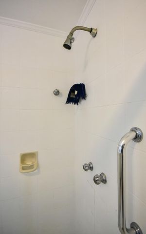 Apartamento à venda com 261m², 4 quartos e 4 vagasBanheiro