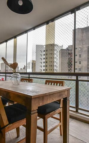 Apartamento à venda com 261m², 4 quartos e 4 vagasVaranda