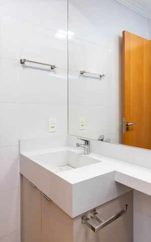 Casa à venda com 127m², 3 quartos e 2 vagas Casa à venda com 127m², 3 quartos e 2 vagasBanheiro da Suíte 3