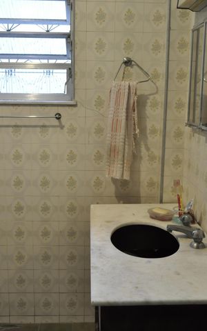 Casa à venda com 185m², 3 quartos e sem vagaBanheiro