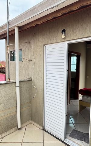 Casa à venda com 214m², 4 quartos e 4 vagas Casa à venda com 214m², 4 quartos e 4 vagasVaranda da Suíte 2