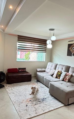 Casa à venda com 214m², 4 quartos e 4 vagas Casa à venda com 214m², 4 quartos e 4 vagasSala - Sala de Jantar