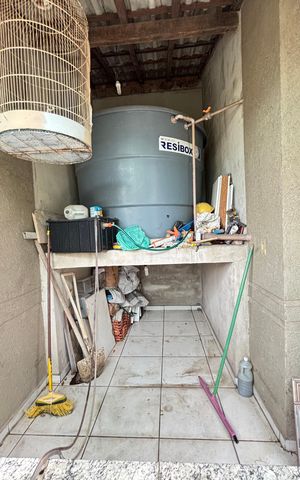 Casa à venda com 214m², 4 quartos e 4 vagas Casa à venda com 214m², 4 quartos e 4 vagasVaranda da Suíte 2