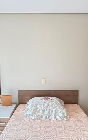 Casa à venda com 214m², 4 quartos e 4 vagas Casa à venda com 214m², 4 quartos e 4 vagasQuarto 3