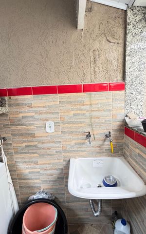 Casa à venda com 214m², 4 quartos e 4 vagas Casa à venda com 214m², 4 quartos e 4 vagasArea de Serviço 2