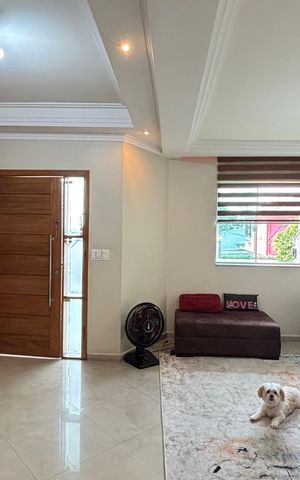 Casa à venda com 214m², 4 quartos e 4 vagas Casa à venda com 214m², 4 quartos e 4 vagasSala - Sala de Jantar