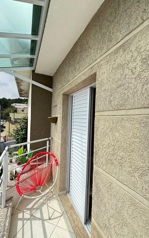 Casa à venda com 214m², 4 quartos e 4 vagas Casa à venda com 214m², 4 quartos e 4 vagasQuarto 3 Varanda