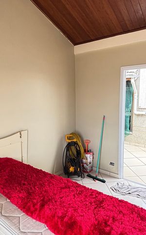 Casa à venda com 214m², 4 quartos e 4 vagas Casa à venda com 214m², 4 quartos e 4 vagassuite 2