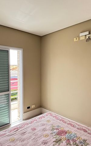Casa à venda com 214m², 4 quartos e 4 vagas Casa à venda com 214m², 4 quartos e 4 vagasQuarto 4
