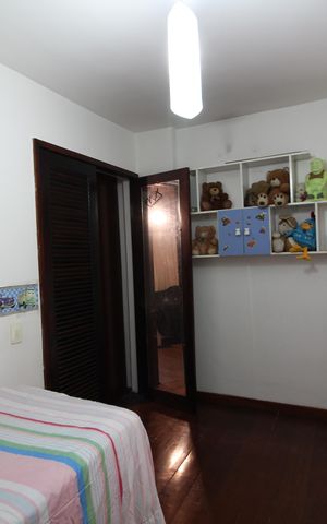 Casa de condomínio à venda com 250m², 4 quartos e 3 vagasQuarto 2