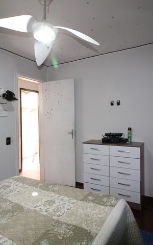 Casa de condomínio à venda com 250m², 4 quartos e 3 vagasQuarto 3
