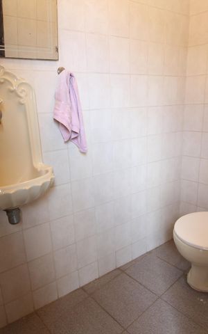 Casa de condomínio à venda com 250m², 4 quartos e 3 vagasLavabo 2