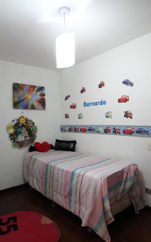 Casa de condomínio à venda com 250m², 4 quartos e 3 vagasQuarto 2