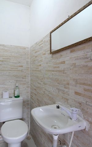 Casa de condomínio à venda com 250m², 4 quartos e 3 vagasLavabo 3
