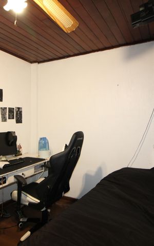 Casa de condomínio à venda com 250m², 4 quartos e 3 vagasQuarto 1