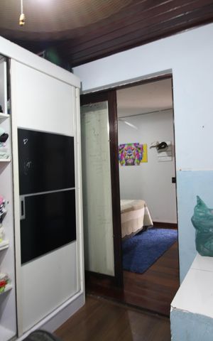 Casa de condomínio à venda com 250m², 4 quartos e 3 vagasQuarto 3