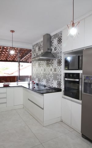 Casa de condomínio à venda com 250m², 4 quartos e 3 vagasCozinha