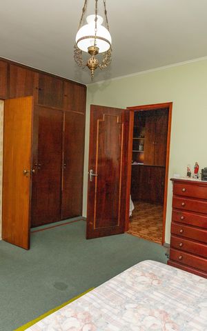 Casa à venda com 133m², 3 quartos e 2 vagas Casa à venda com 133m², 3 quartos e 2 vagasQuarto 1 - suíte