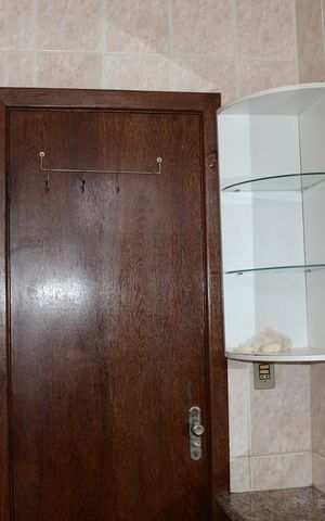 Apartamento à venda com 60m², 2 quartos e 1 vagaDetalhe do banheiro