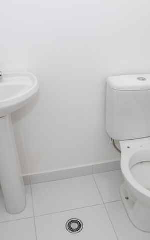 Apartamento para alugar com 27m², 1 quarto e sem vaga Apartamento para alugar com 27m², 1 quarto e sem vagaBanheiro da Suíte