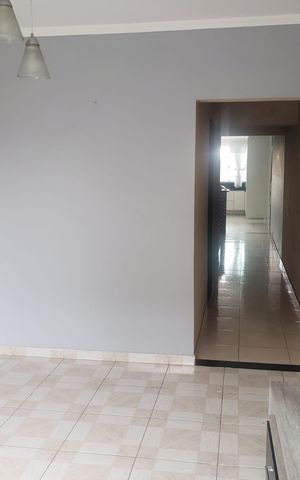 Casa à venda com 264m², 3 quartos e 3 vagas Casa à venda com 264m², 3 quartos e 3 vagasSala
