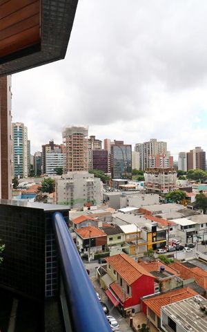 Apartamento à venda com 212m², 4 quartos e 3 vagasVaranda da Suíte 1