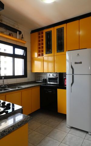 Apartamento à venda com 212m², 4 quartos e 3 vagasCozinha
