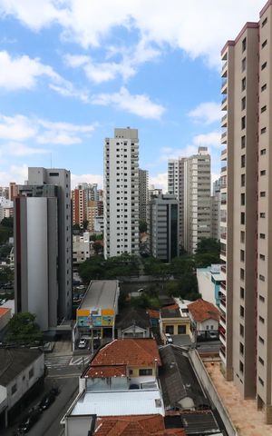 Apartamento à venda com 212m², 4 quartos e 3 vagasVista da Área de Serviço