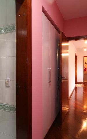 Apartamento à venda com 212m², 4 quartos e 3 vagasCorredor para os Quartos