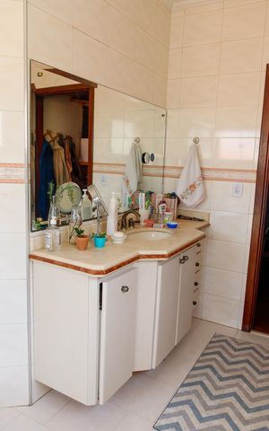 Casa à venda com 263m², 4 quartos e 3 vagas Casa à venda com 263m², 4 quartos e 3 vagasBanheiro da Suíte 3