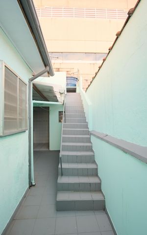 Casa para alugar com 138m², 3 quartos e 2 vagasQuintal